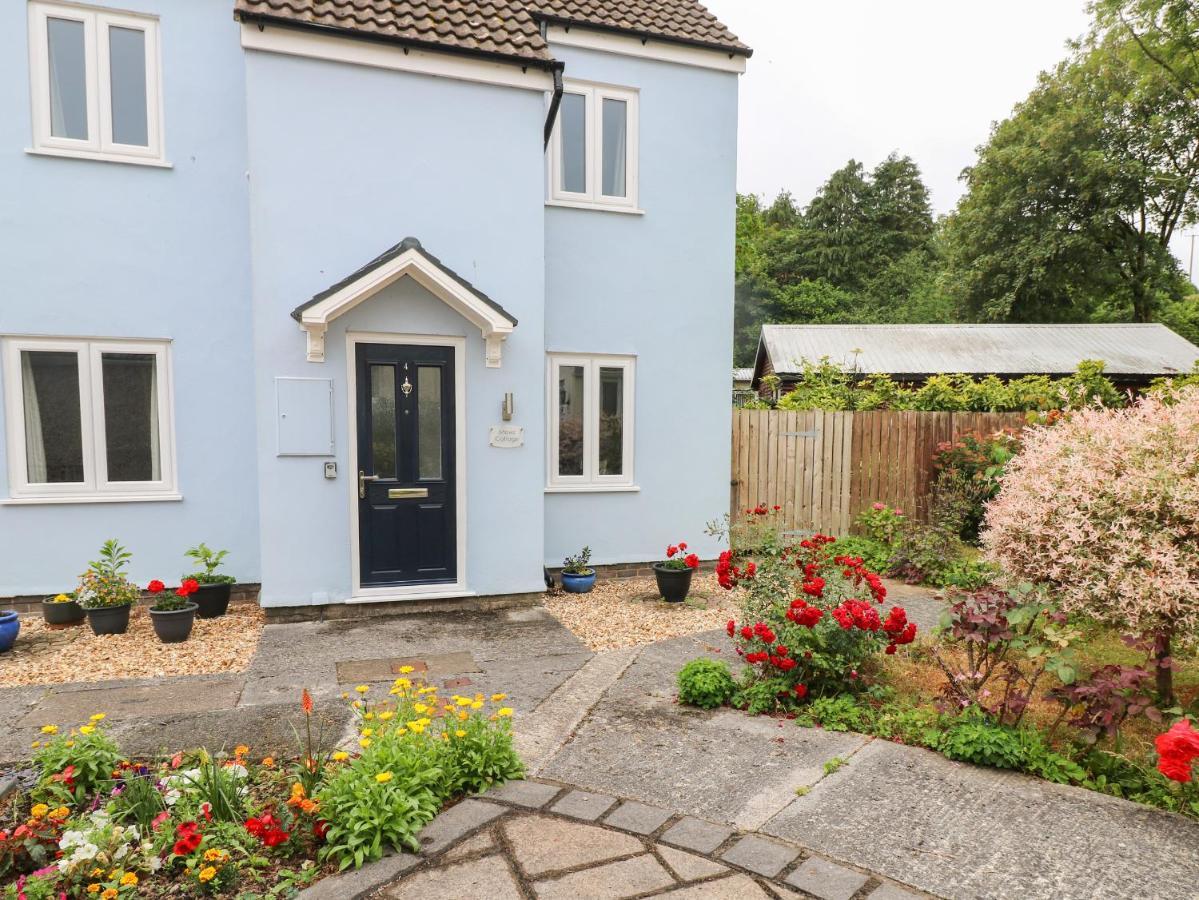 Mews Cottage Carmarthen Exterior photo